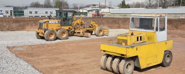 Техника для строительства и ремонта автомобильных дорог, архивное фото - Sputnik Тоҷикистон