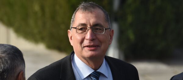 Возложение венков в память участников битвы под Москвой в Душанбе Возложение венков в память участников битвы под Москвой в Душанбе - Sputnik Таджикистан