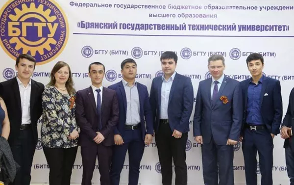 Донишҷӯёни тоҷик дар донишгоҳи давлатии техникии Брянск Донишҷӯёни тоҷик дар донишгоҳи давлатии техникии Брянск - Sputnik Тоҷикистон