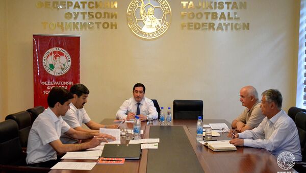 Заседание контрольно-дисциплинарного комитета ФФТ - Sputnik Таджикистан