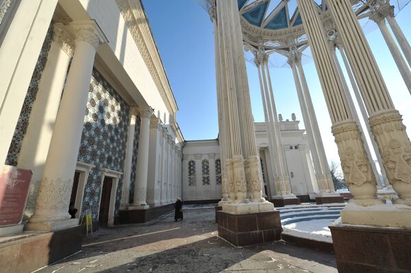 Павильон №66 Культура (Узбекская ССР), архивное фото Павильон №66 Культура (Узбекская ССР), архивное фото - Sputnik Таджикистан