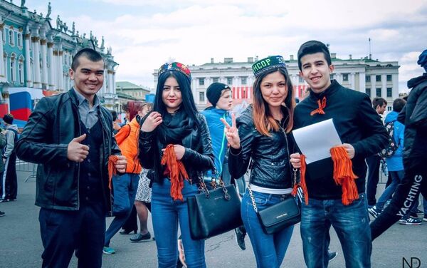 Таджики провели в Санкт-Петербурге акцию Мы воевали вместе! - Sputnik Таджикистан