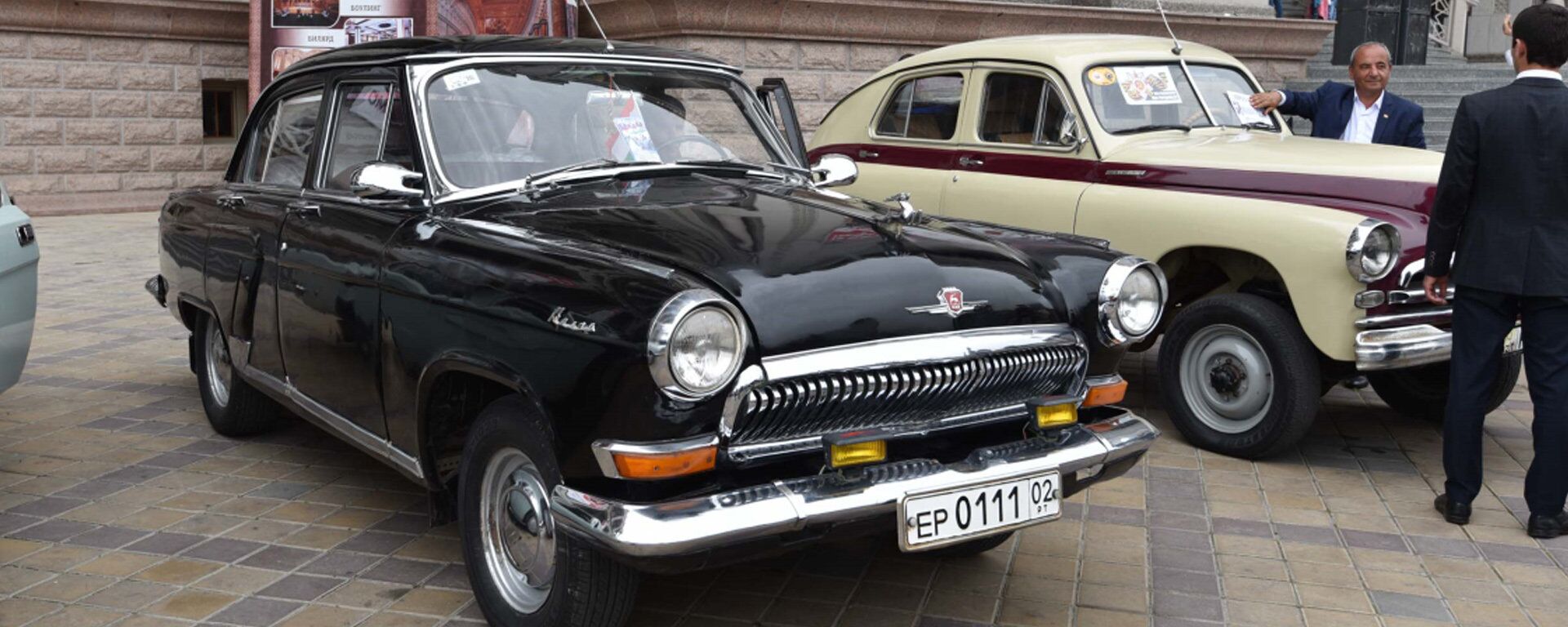 Ретро-шик: в Душанбе прошла выставка старинных автомобилей - Sputnik Таджикистан, 1920, 09.05.2017
