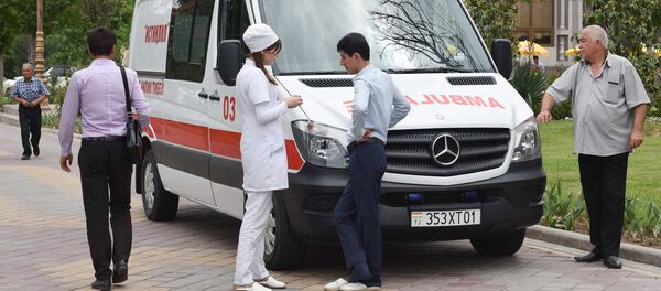 Машина скорой помощи в Таджикистане, архивное фото - Sputnik Таджикистан