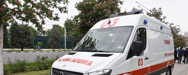 Машина скорой помощи в Таджикистане, архивное фото Машина скорой помощи в Таджикистане, архивное фото - Sputnik Тоҷикистон