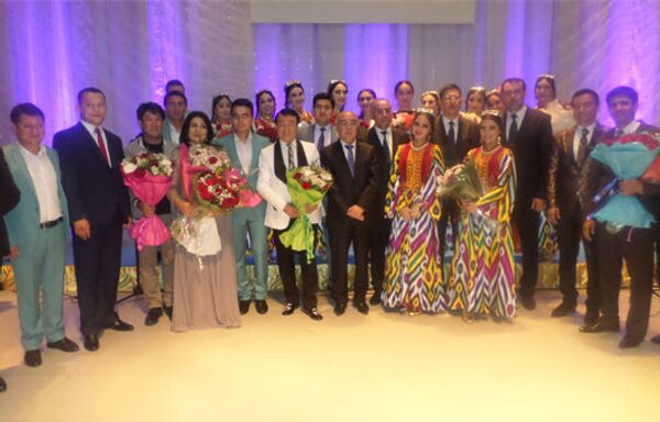 Фарҳангиёни узбак дар Тоҷикистон Фарҳангиёни узбак дар Тоҷикистон - Sputnik Тоҷикистон