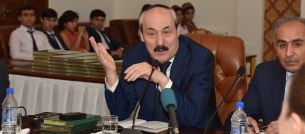 Роҳбари ҷумҳурии Доғистон Рамазон Абдулатипов - Sputnik Тоҷикистон