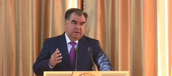 Президент Таджикистана Эмомали Рахмон - Sputnik Таджикистан