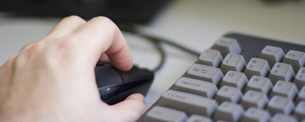 Клавиатура компьютера и мышь, архивное фото - Sputnik Таджикистан