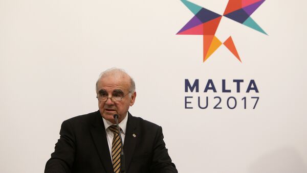 Председательствующий в ЕС Мальты Джордж Велла - Sputnik Таджикистан