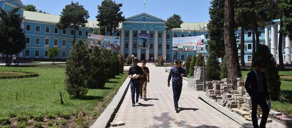 Медуниверситет в Душанбе - Sputnik Тоҷикистон