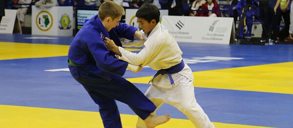 Турнир по дзюдо в Тюмени памяти сотрудников спецподразделений ОВД - Sputnik Таджикистан