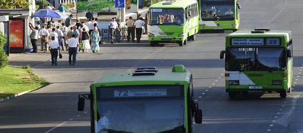 Автобусы в Ташкенте - Sputnik Тоҷикистон