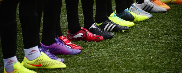 Футболисты перед матчем - Sputnik Таджикистан