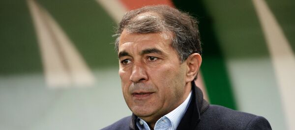 Бывший тренер ФК Терек Рашид Рахимов, архивное фото Бывший тренер ФК Терек Рашид Рахимов, архивное фото - Sputnik Тоҷикистон