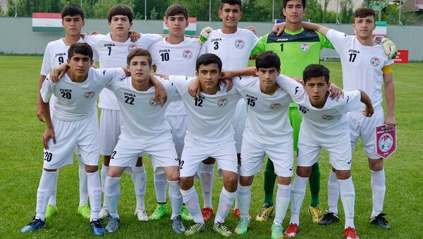 Юношеская сборная Таджикистана, архивное фото - Sputnik Таджикистан