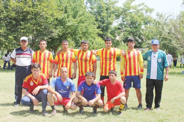 Дастаи футболбозони милисаи Хатлон - Sputnik Тоҷикистон