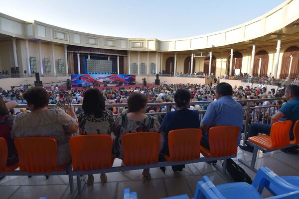 Ҷашнҳои рӯзи 17 ноябр дар Тоҷикистон ва ҷаҳон Ҷашнҳои рӯзи 17 ноябр дар Тоҷикистон ва ҷаҳон - Sputnik Тоҷикистон