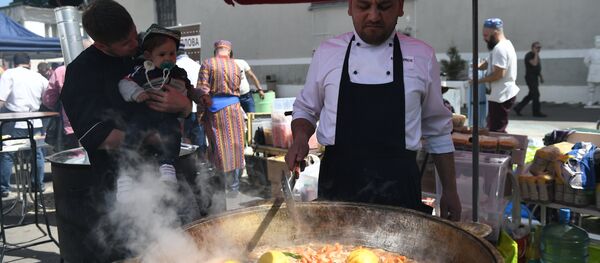 В Музее Москвы прошел благотворительный фестиваль-конкурс восточных искусств Культ плова - Sputnik Таджикистан