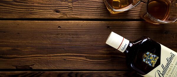 Реклама алкоголя, архивное фото - Sputnik Таджикистан