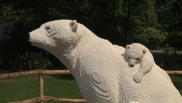 В бельгийском зоопарке представили скульптуры животных из конструктора LEGO - Sputnik Таджикистан