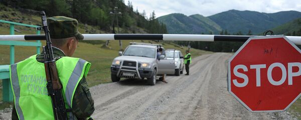 Кпп на границе, архивное фото - Sputnik Тоҷикистон