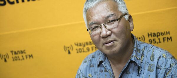 Политолог Марс Сариев Политолог Марс Сариев - Sputnik Таджикистан