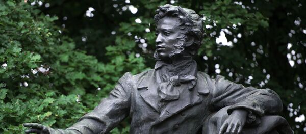 Памятник А. С. Пушкина - Sputnik Тоҷикистон