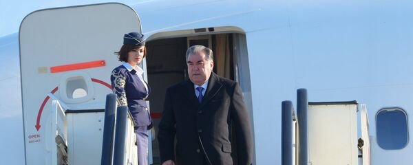 Эмомали Рахмон, архивное фото - Sputnik Тоҷикистон