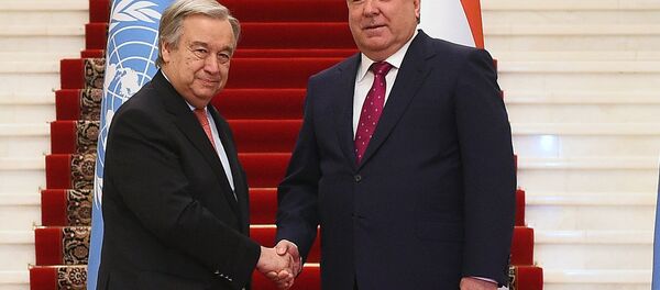 Президент Таджикистана Эмомали Рахмон принял Генерального секретаря ООН Антониу Гутерриша - Sputnik Таджикистан
