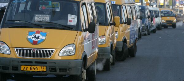 Маршрутные такси, архивное фото - Sputnik Таджикистан