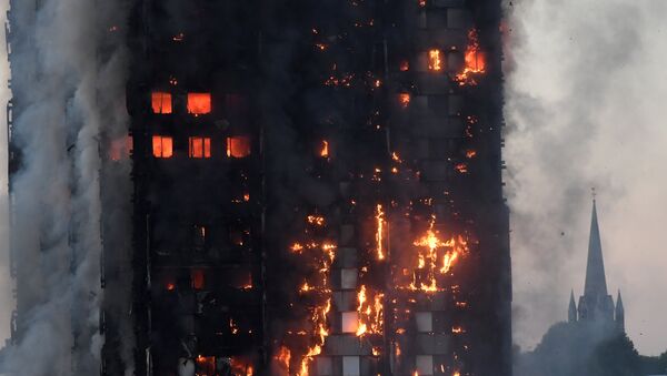 Пожар в жилом доме Лондона - Sputnik Таджикистан