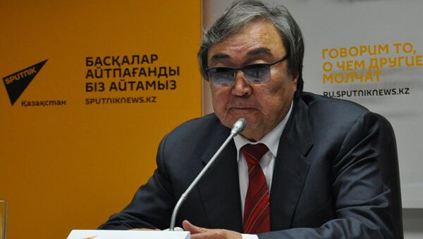 Олжас Сулейменов - Sputnik Таджикистан