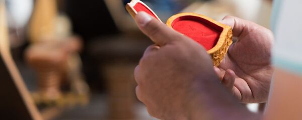 Шкатулка в виде сердца - Sputnik Таджикистан