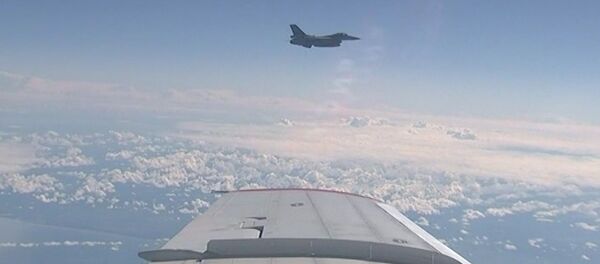 Истребитель НАТО Истребитель НАТО - Sputnik Таджикистан