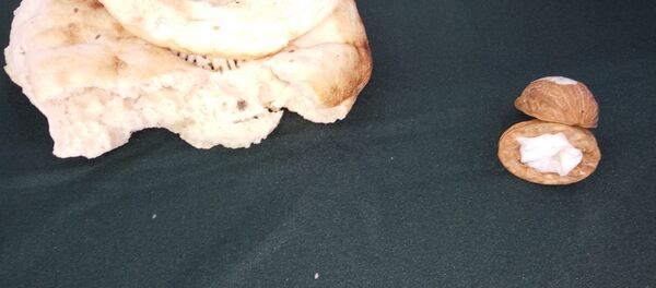 Предметы, которые используют наркокурьеры для контрабанды наркотиков Предметы, которые используют наркокурьеры для контрабанды наркотиков - Sputnik Таджикистан