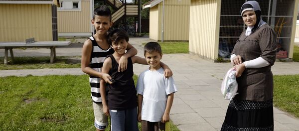 Семья, архивное фото Семья, архивное фото - Sputnik Таджикистан