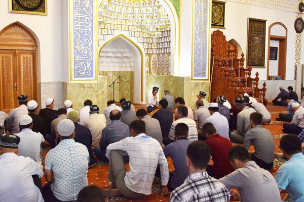 Празднование Рамазана в Душанбе - Sputnik Таджикистан