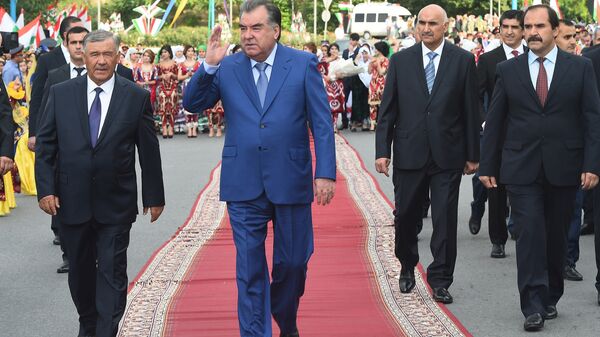 Президент Таджикистана Эмомали Рахмон прибыл в Вахдат - Sputnik Таджикистан