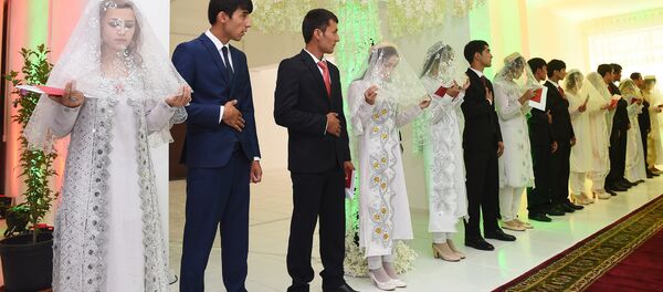 Посещение Вахдата президентом РТ Эмомали Рахмоном - Sputnik Тоҷикистон