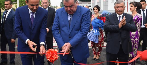 Посещение Вахдата президентом РТ Эмомали Рахмоном - Sputnik Тоҷикистон