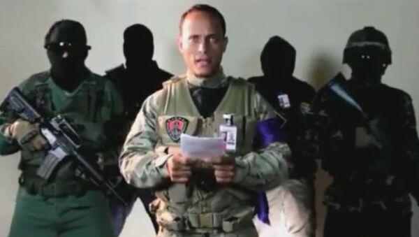 Офицер, представившийся как Оскар Перес, разместил заявление в Инстаграме - Sputnik Таджикистан