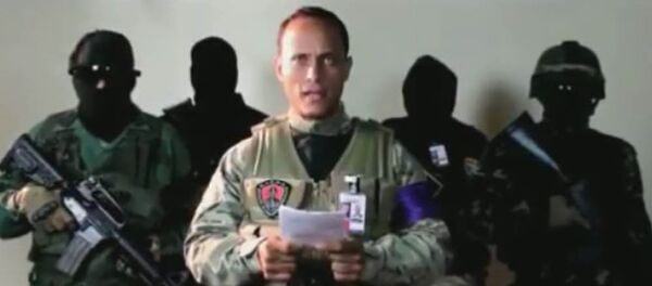 Офицер, представившийся как Оскар Перес, разместил заявление в Инстаграме - Sputnik Таджикистан