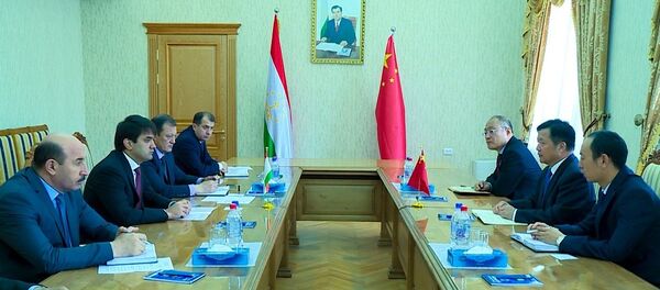 Переговоры Рустам Эмомали с представителями китайской компании ТВЕА - Sputnik Тоҷикистон
