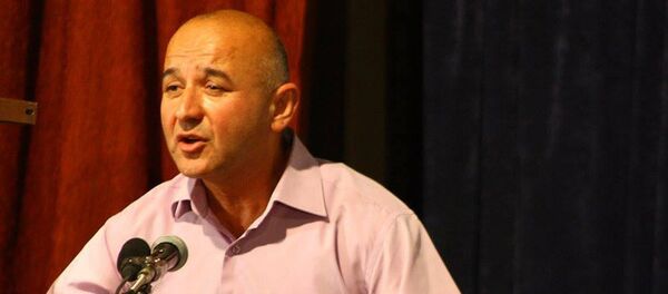 Поэт Озарахш, архивное фото Поэт Озарахш, архивное фото - Sputnik Тоҷикистон