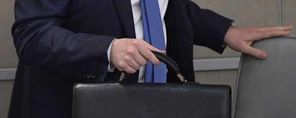 Портфель, архивное фото - Sputnik Тоҷикистон