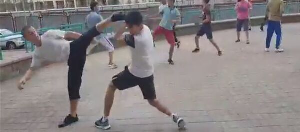 Разминка национальной сборной Республики Таджикистан по Каратэ-до (WKF) - Sputnik Тоҷикистон