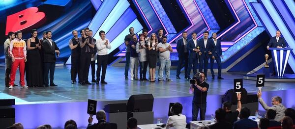 Бишкекская КВН-команда Азия MIX на Летнем кубке — 2017 в Астане (Казахстан). - Sputnik Таджикистан