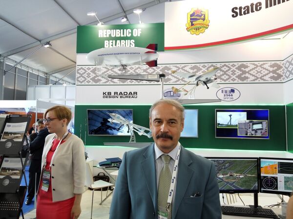 Директор предприятия Научно-производственный центр многофункциональных беспилотных комплексов Юрия Яцына Директор предприятия Научно-производственный центр многофункциональных беспилотных комплексов Юрия Яцына - Sputnik Таджикистан