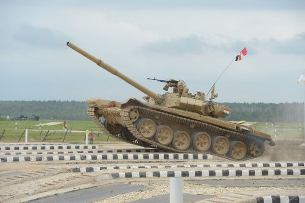 Таджикские танки на Армейских международных играх-2017 - Sputnik Таджикистан